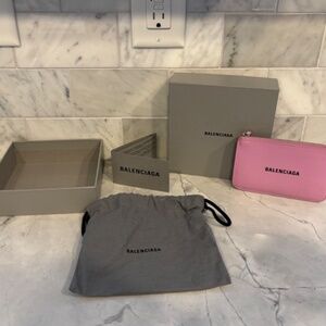 BALENCIAGA Cash Large Long Coin and Card Holder (Lilac Pink)